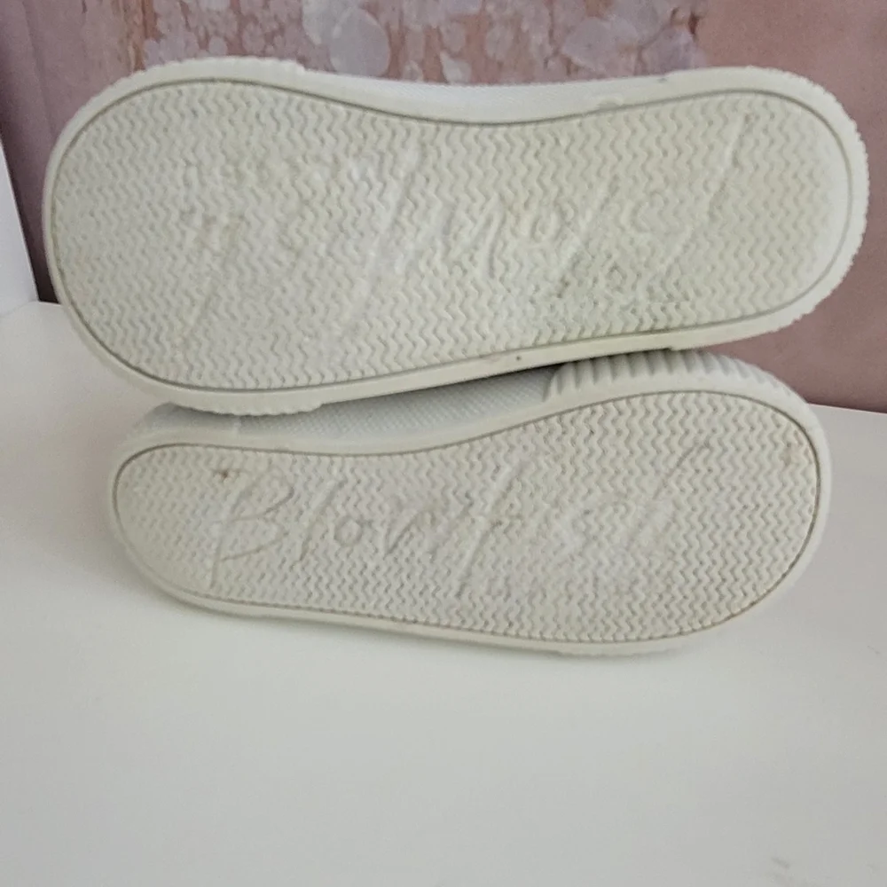 BLOWFISH Malibu Pull on Sneakers